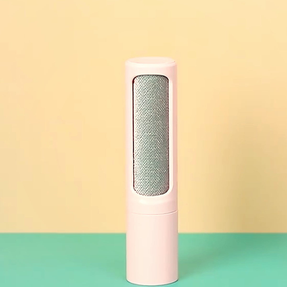 FurAway Reusable Roller